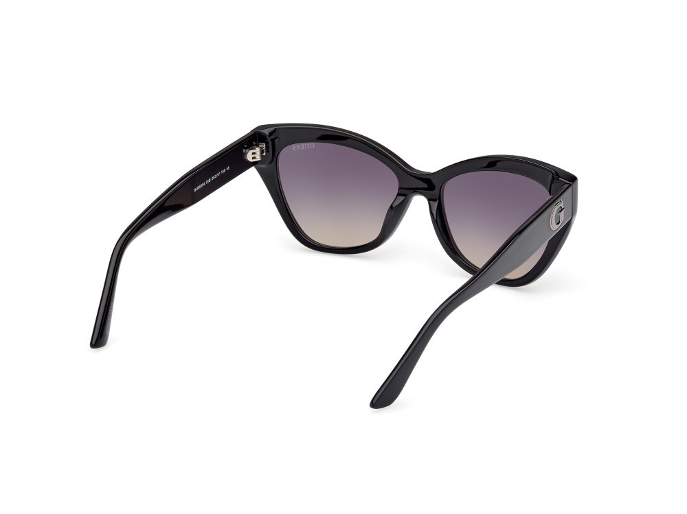 Occhiali da sole Guess GU00204 (01B) colore nero lucido forma farfalla lenti fumo grad.