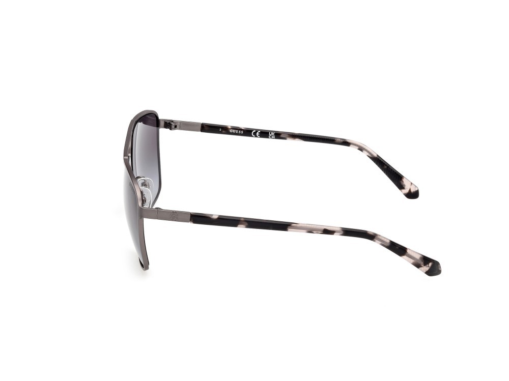 Occhiali da sole Guess GU00210 (07B) colore rutenio scuro satinato lucido  forma navigator lenti fumo grad.