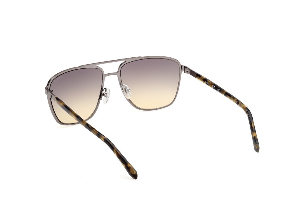 Occhiali da sole Guess GU00210 (09B) colore antracite satinato forma navigator lenti fumo grad.