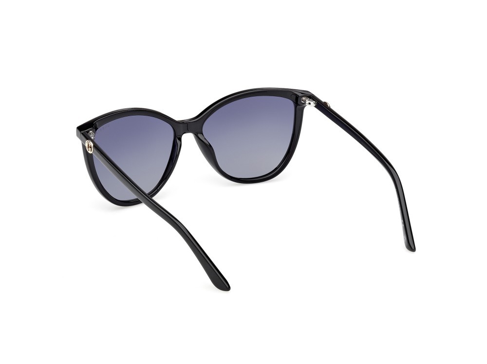 Occhiali da sole Guess GU00256 (01D) colore nero lucido forma cat eye lenti fumo polar.