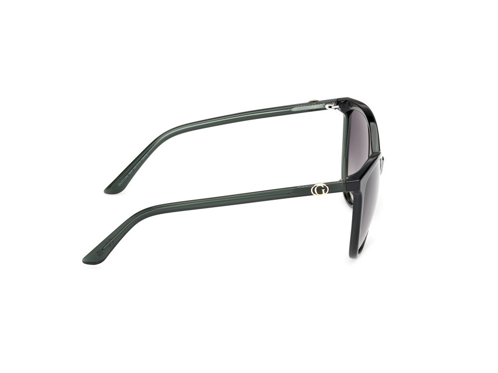 Occhiali da sole Guess GU00256 (96P) colore verde scuro lucido forma cat eye lenti verde sfumato