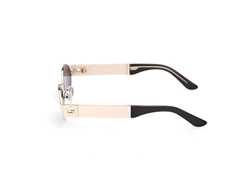 Occhiali da sole Guess GU00262 (32A) colore oro pallido lucido forma ovale lenti fumo