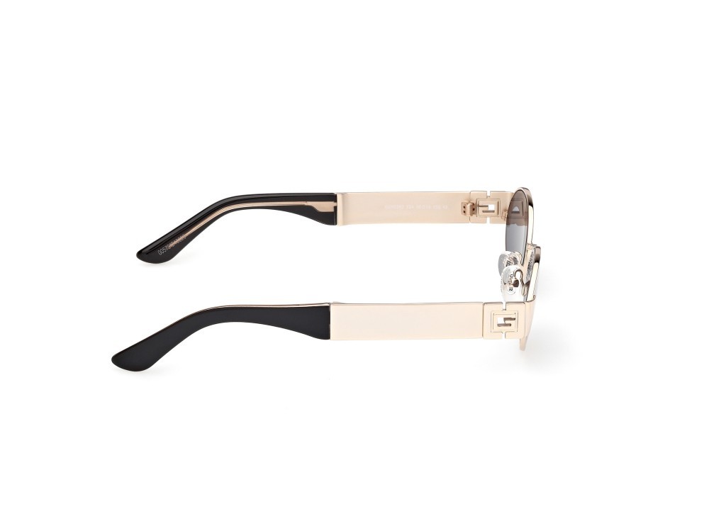 Occhiali da sole Guess GU00262 (32A) colore oro pallido lucido forma ovale lenti fumo