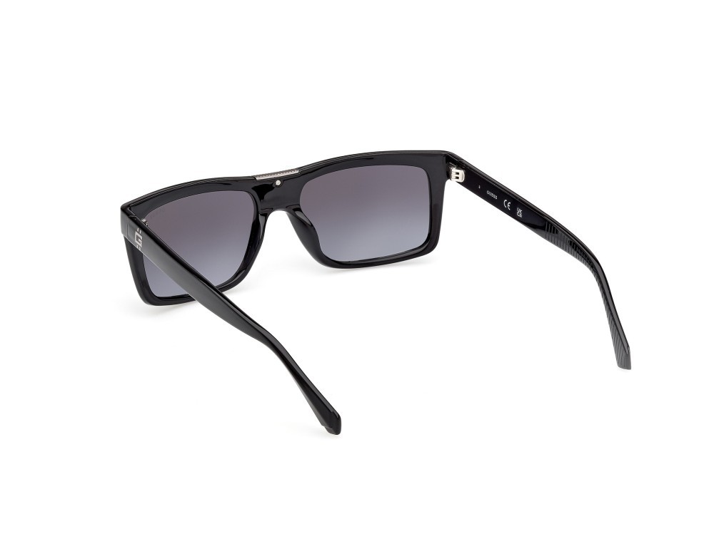 Occhiali da sole Guess GU00274 (01B) colore nero lucido forma rettangolare lenti fumo grad.