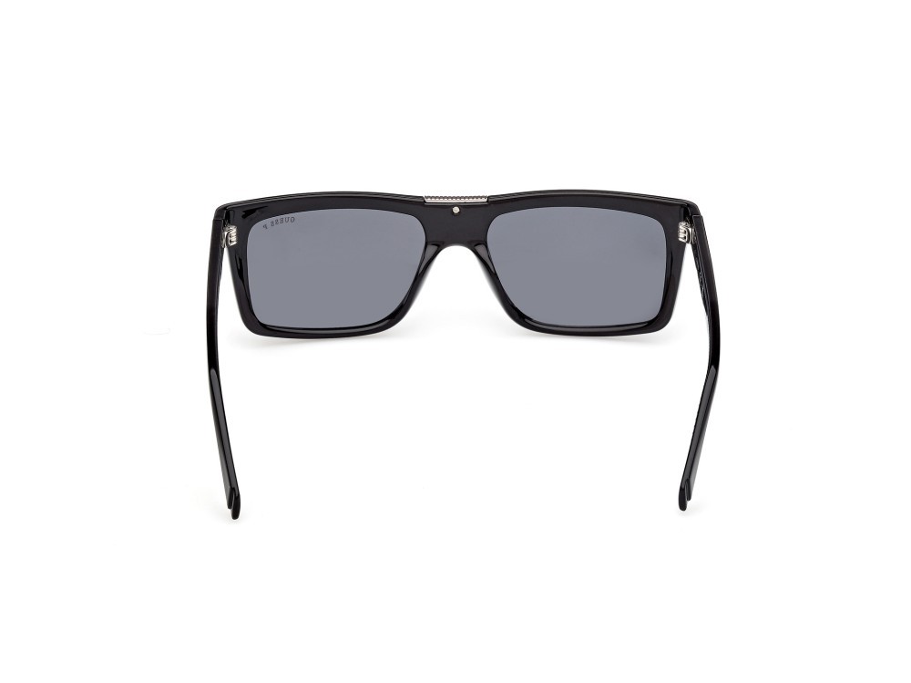 Occhiali da sole Guess GU00274 (01D) colore nero lucido forma rettangolare lenti fumo polar.