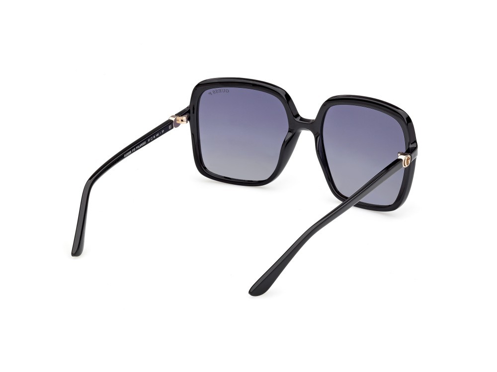 Occhiali da sole Guess GU00280 (01D) colore nero lucido forma quadrato lenti fumo polar.