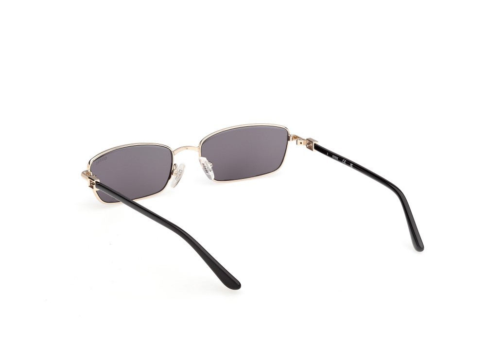 Occhiali da sole Guess GU00290 (32A) colore oro endura lucido / nero lucido forma rettangolare lenti fumo