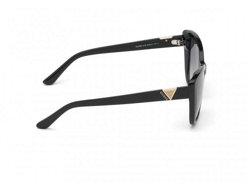 Occhiali da sole Guess GU7600 (01B) colore nero lucido forma cat eye lenti fumo grad.