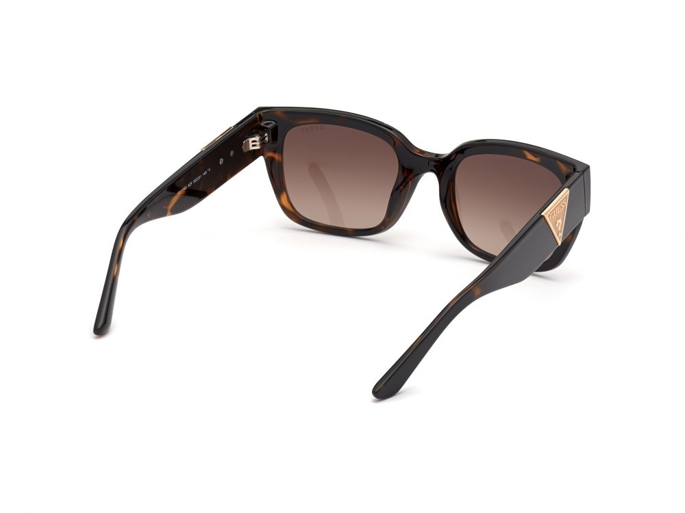 Occhiali da sole Guess GU7742 (52F) colore avana scura forma quadrato lenti marrone grad.