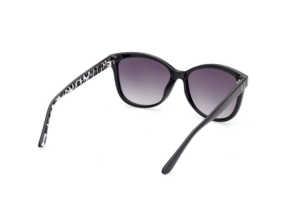 Occhiali da sole Guess GU7828 (01B) colore nero lucido forma quadrato lenti fumo grad.