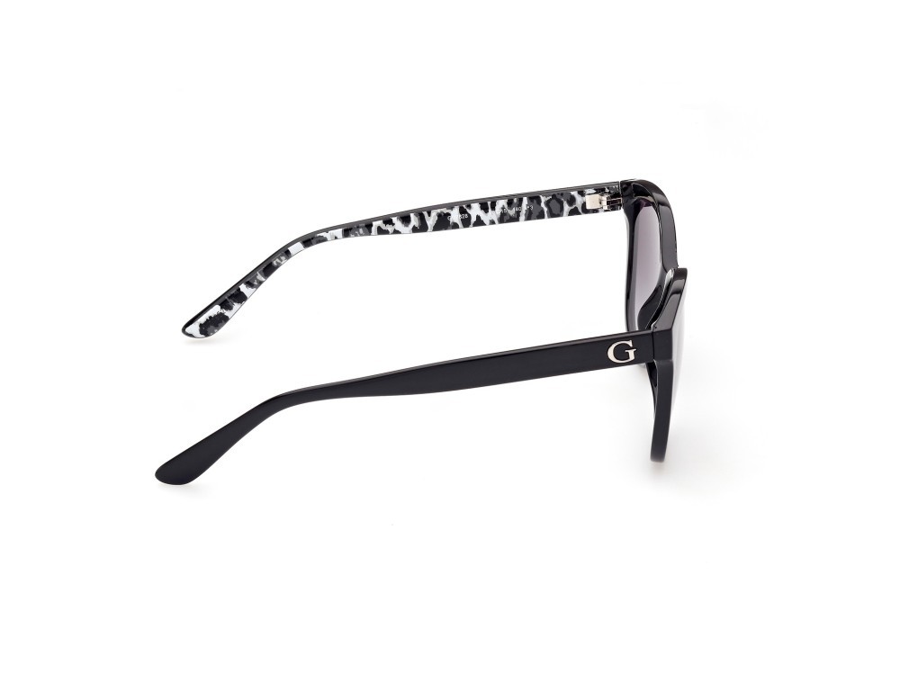 Occhiali da sole Guess GU7828 (01B) colore nero lucido forma quadrato lenti fumo grad.