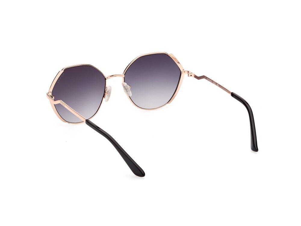 Occhiali da sole Guess GU7842 (28B) colore oro rosè lucido  forma geometrico lenti fumo grad.
