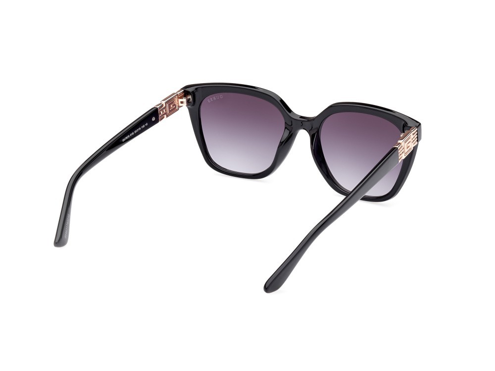 Occhiali da sole Guess GU7870 (01B) colore nero lucido forma quadrato lenti fumo grad.