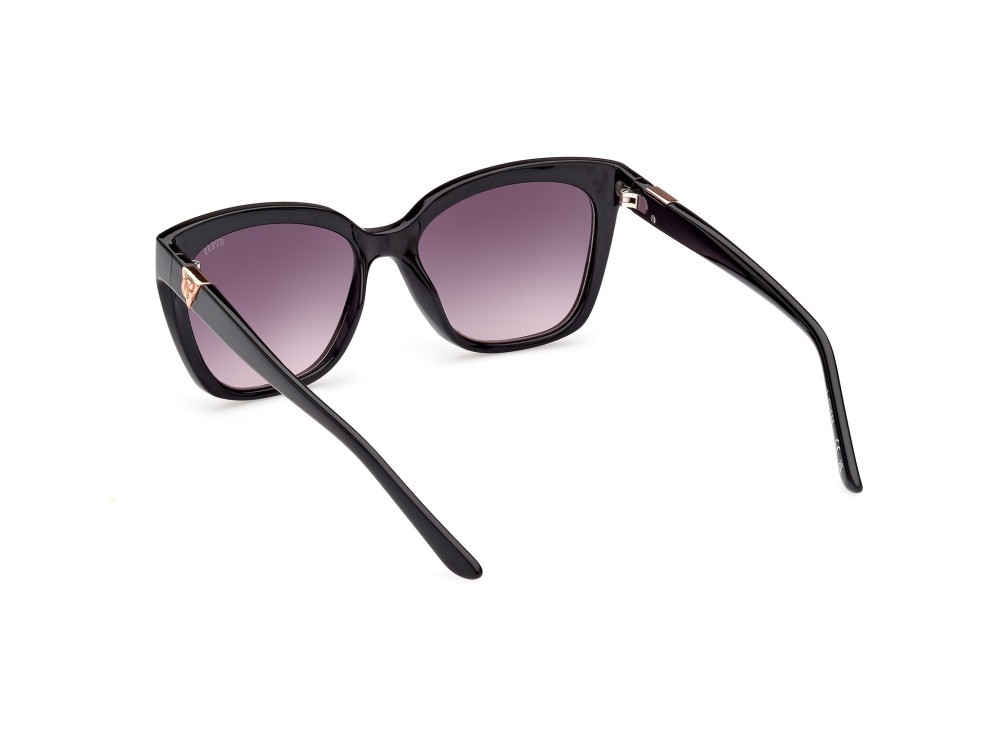 Occhiali da sole Guess GU7878 (01B) colore nero lucido forma quadrato lenti fumo grad.