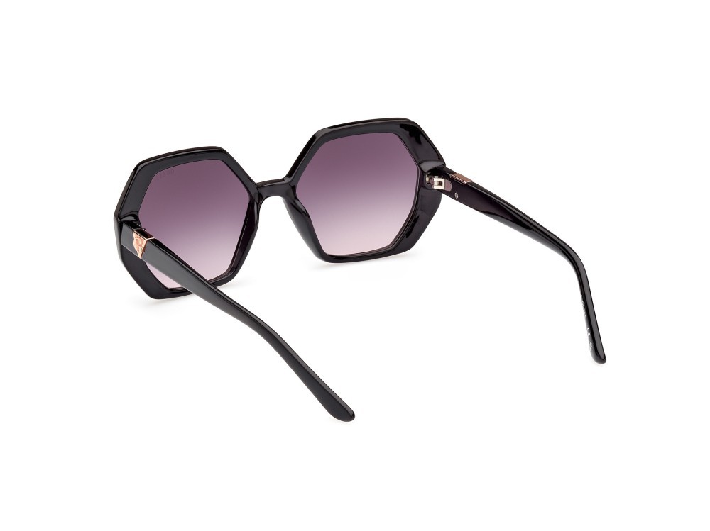 Occhiali da sole Guess GU7879 (01B) colore nero lucido forma geometrico lenti fumo grad.