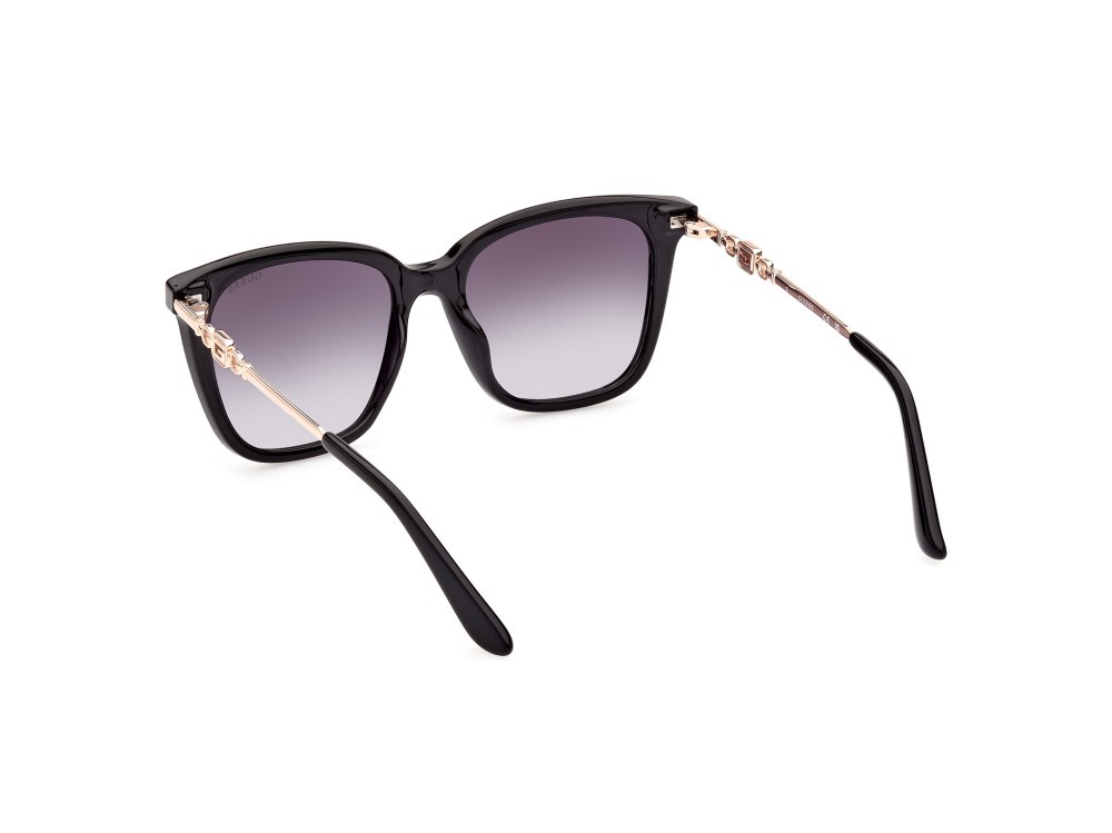Occhiali da sole Guess GU7886 (01B) colore nero lucido forma quadrato lenti fumo grad.