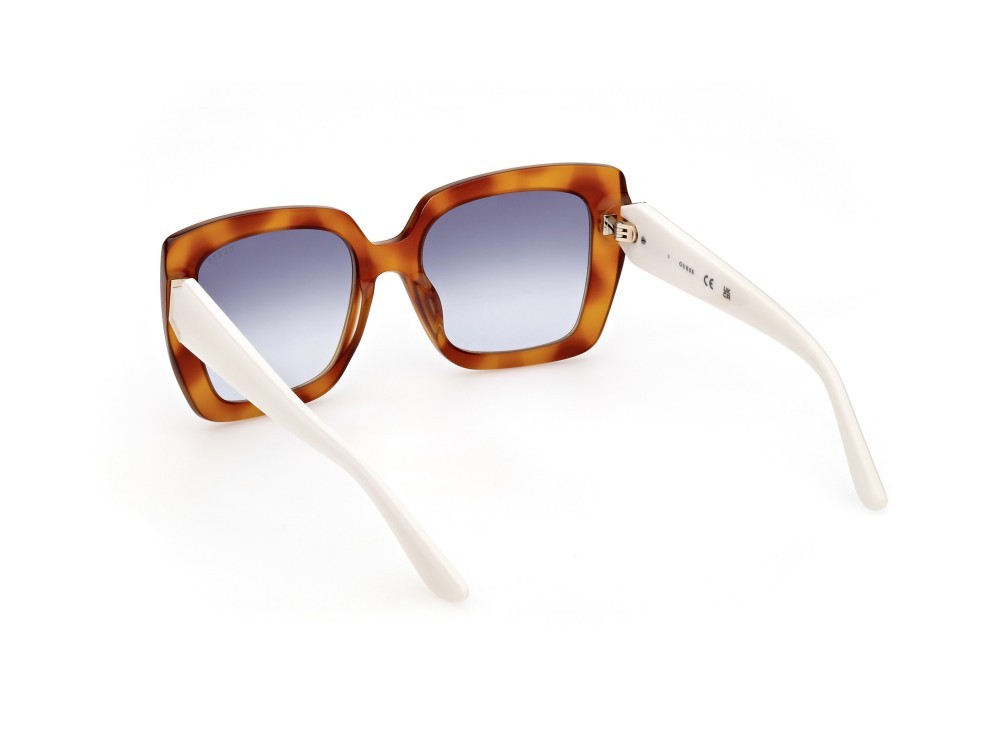 Occhiali da sole Guess GU7889 (53W) colore avana bionda forma quadrato lenti blu grad.