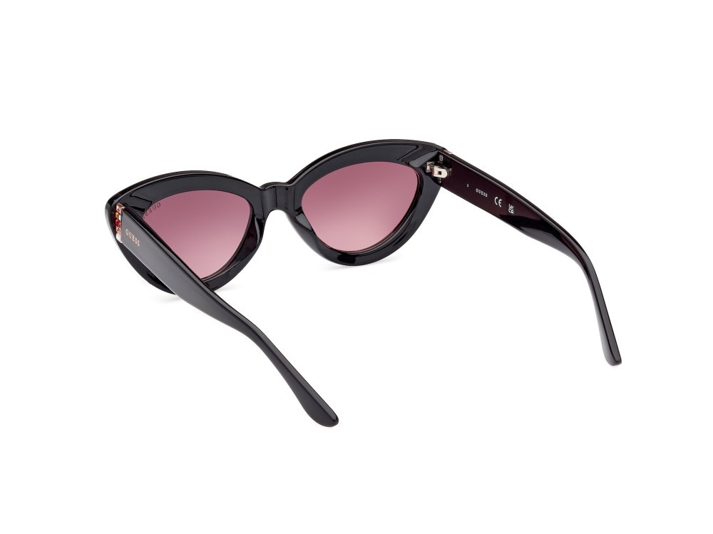 Occhiali da sole Guess GU7905 (01T) colore nero lucido forma cat eye lenti bordeaux grad.