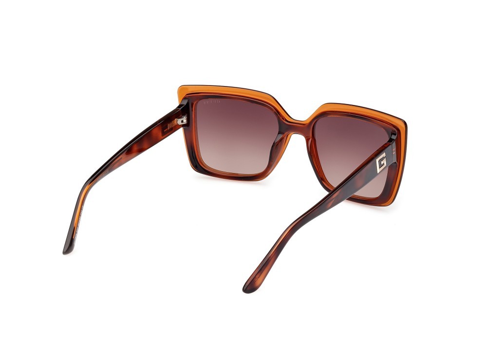 Occhiali da sole Guess GU7908 (52F) colore avana scura forma quadrato lenti marrone sfumato