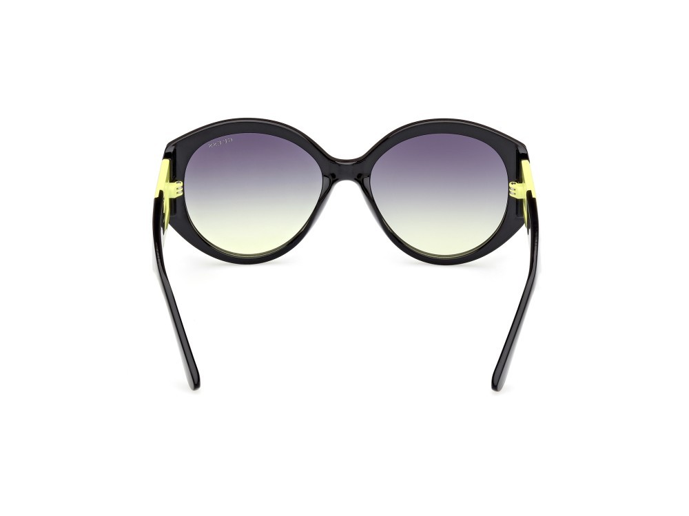 Occhiali da sole Guess GU7917 (41B) colore nero lucido forma rotondo lenti fumo grad.