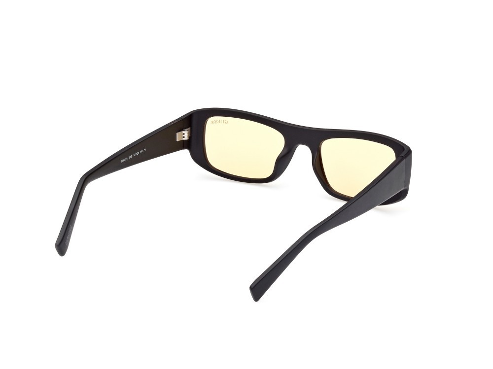 Sonnenbrillen Guess GU8278 (02E) farbe nero opaco form rechteckig gläser marrone