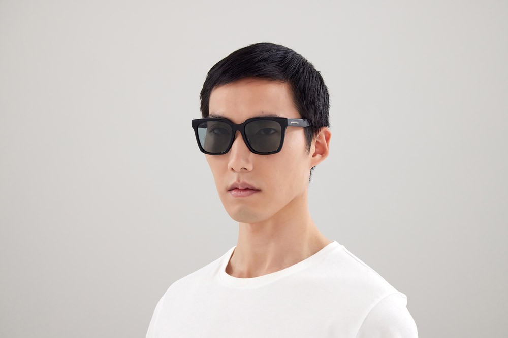 Occhiali da sole Gucci GG1175SK-002 colore nero forma rettangolare lenti fumo