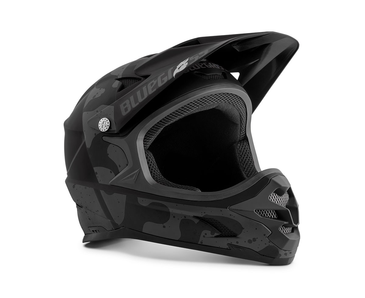 Bike helmets Bluegrass Intox nero camo opaco 3HELG09 NO 