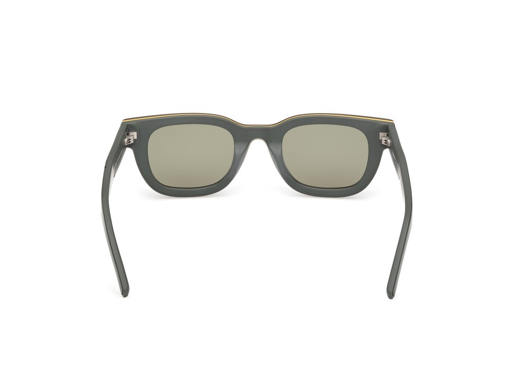 Sunglasses K-Way KW0004 (97N) color verde scuro opaco shape rectangle lenses verde