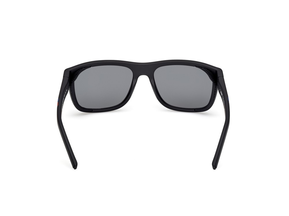 Occhiali da sole K-Way KW0016 (02D) colore nero opaco forma rettangolare lenti fumo polar.