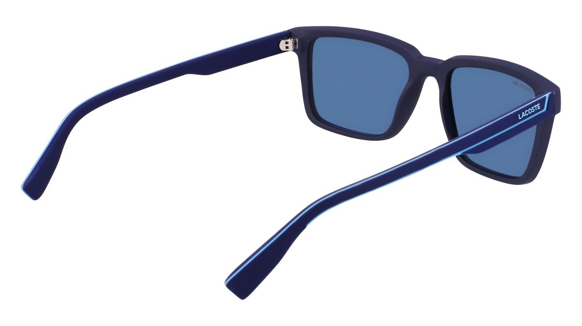Occhiali da sole Lacoste L6032S (424) colore matte blue forma rettangolare lenti solis blue
