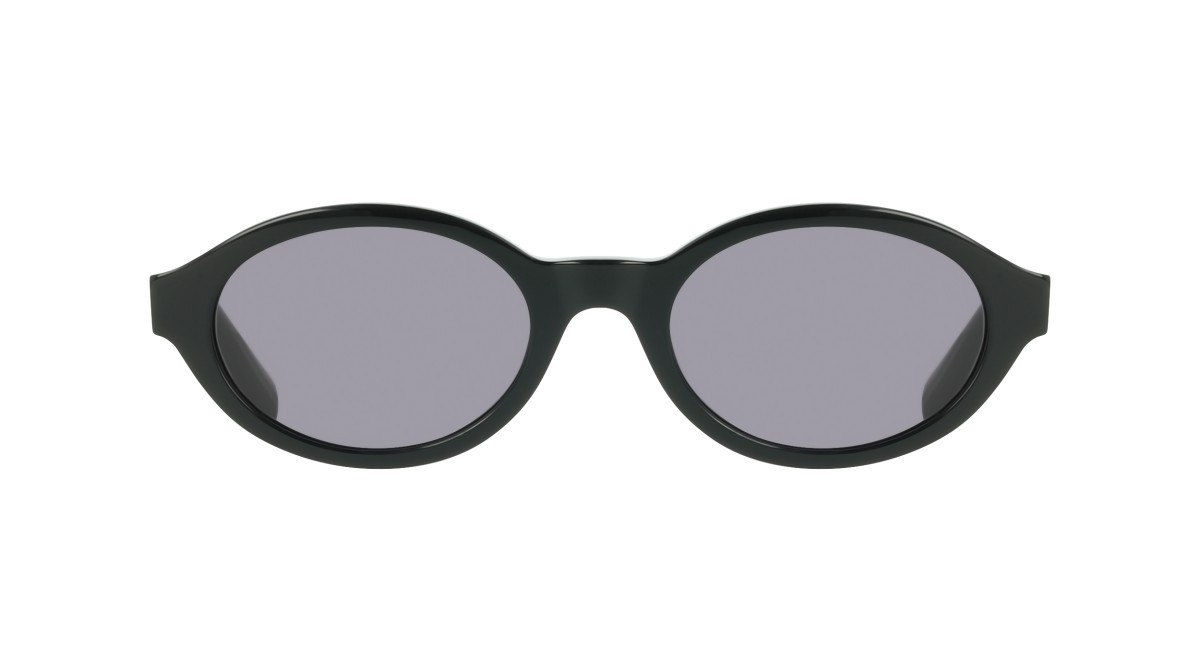 Occhiali da sole Liu Jo LJ827S (001) colore black forma ovale lenti solid smoke