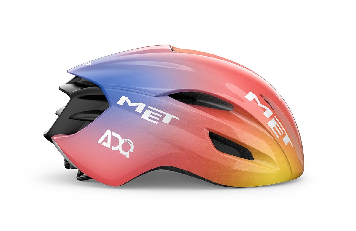 Caschi bici MET Manta mips UAE Team ADQ Edition 2024 3HM133 TW2 