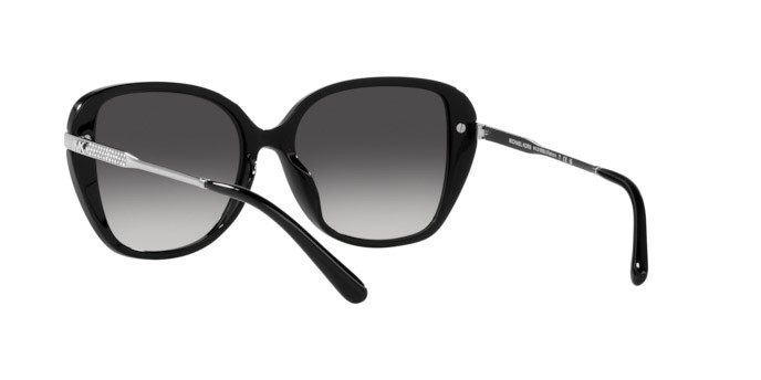 Occhiali da sole Michael Kors Flatiron MK 2185BU (30058G) colore nero forma quadrato lenti grigio scuro sfumato