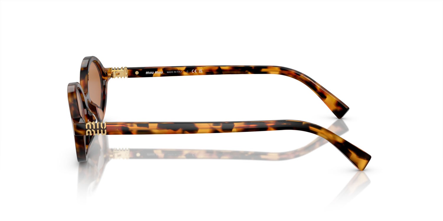 Occhiali da sole Miu Miu MU 04ZS (19P2Z1) colore havana chiaro forma ovale lenti marrone
