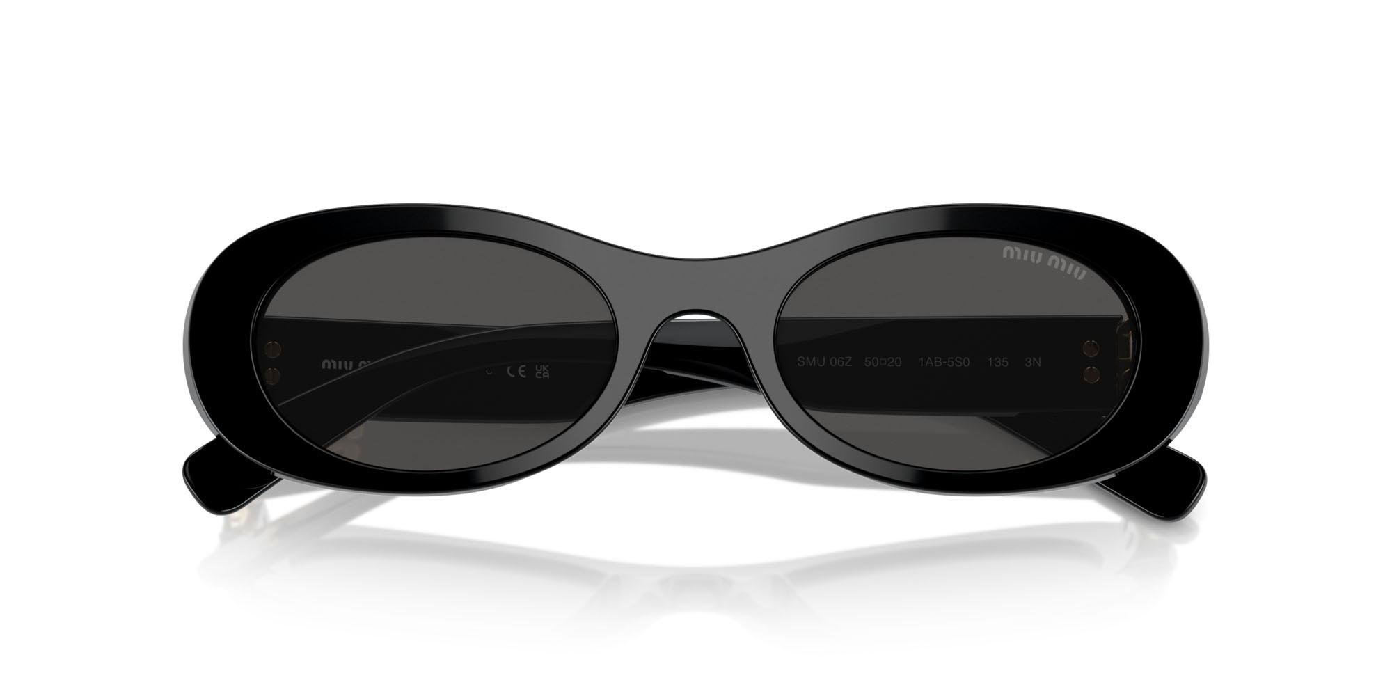 Occhiali da sole Miu Miu MU 06ZS (1AB5S0) colore nero forma ovale lenti grigio scuro