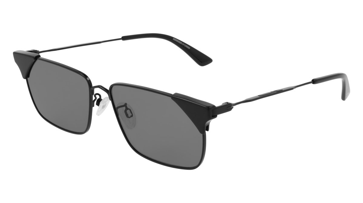 Sunglasses McQ Iconic MQ0265S-001 color black shape rectangle lenses smoke