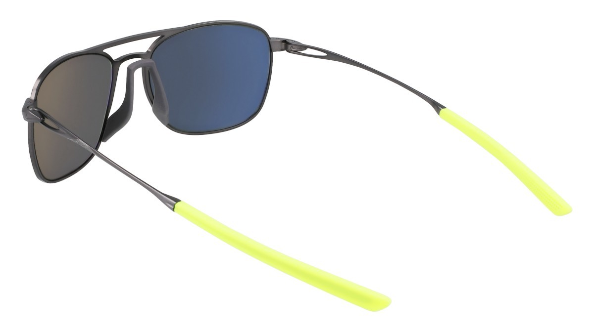 Sonnenbrillen Nike NIKE ACE DRIVER P EV24010 (907) farbe satin gunmetal / polar green form navigator gläser pc pol grey (max pro)