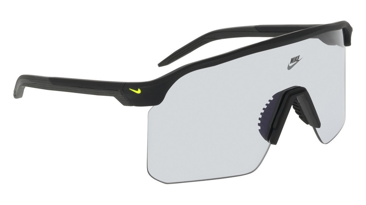 Sonnenbrillen Nike NIKE EXPEDITION SHIELD PH IR4361X (010) farbe mat black / ph lt gry>drk gry form maske gläser photochromic light grey to dark grey (max+)