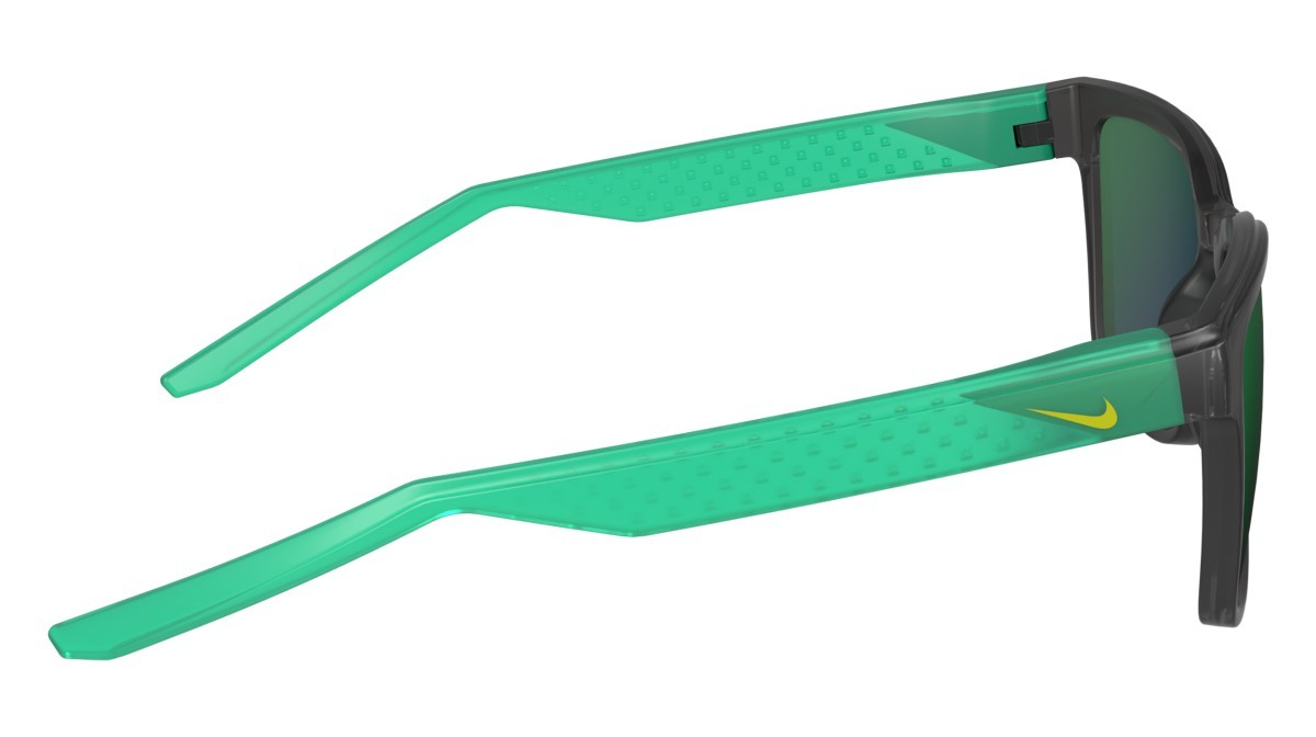 Sonnenbrillen Nike NIKE LIVEFREE ICONIC N IU4882X (011) farbe matte black / green mirror form quadratisch gläser grey w/ green mirror