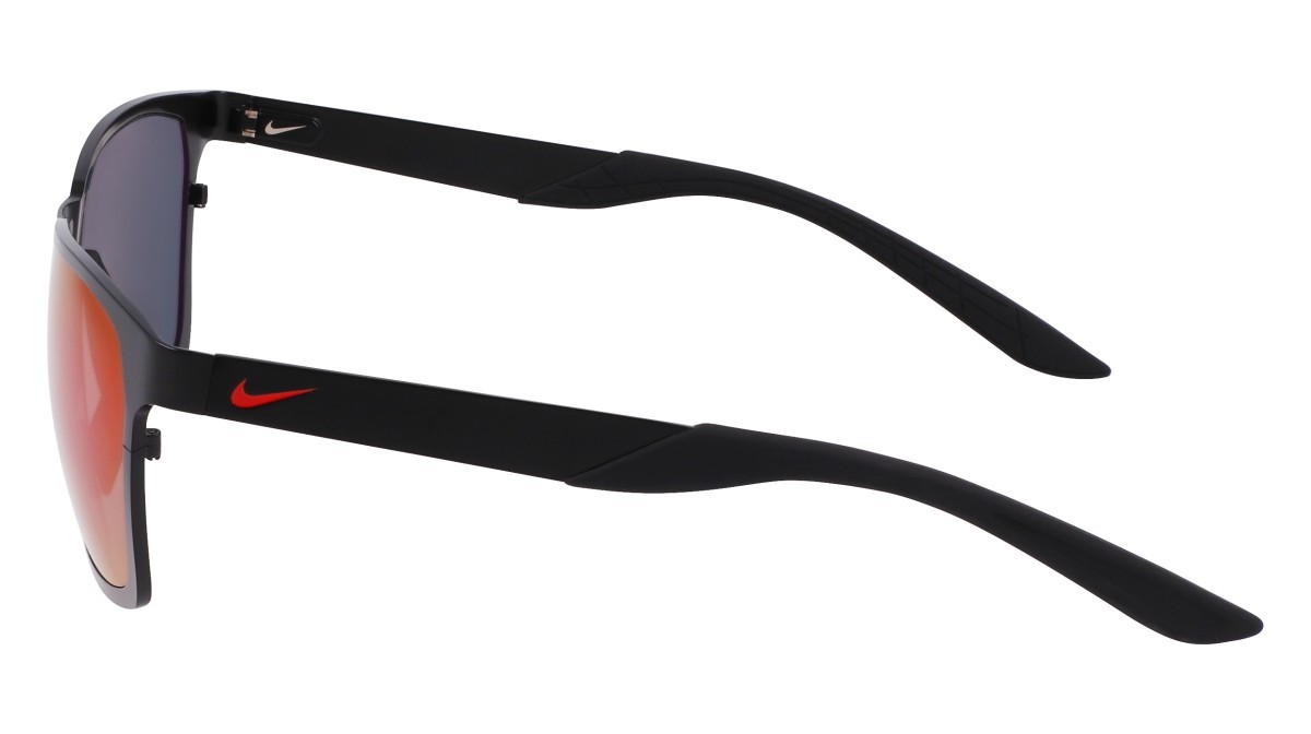 Sonnenbrillen Nike NIKE MAVERICK VALOR IF0963X (011) farbe matte black / infrared mirror form quadratisch gläser grey w/ infrared mirror (max+)