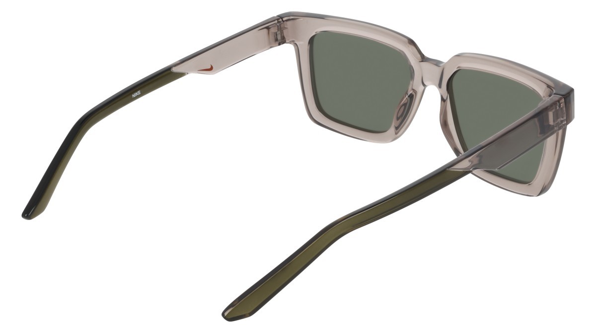 Occhiali da sole Nike NIKE TIDE COSMIC IB3681X (009) colore college grey / green forma quadrato lenti solid g15