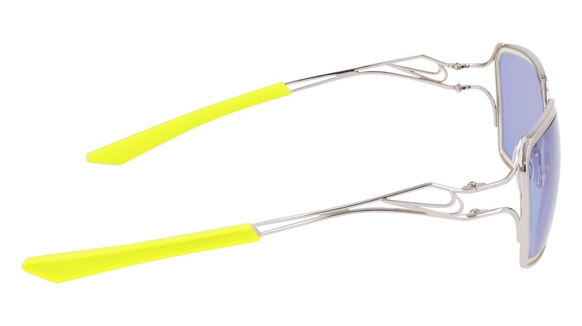 Sonnenbrillen Nike NIKE VEIL PRISM EV24049 (041) farbe silver / blue / yellow form quadratisch gläser yellow