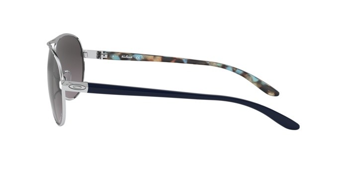 Sonnenbrillen Oakley Feedback OO 4079 (407940) farbe polished chrome form aviator gläser prizm grey gradient