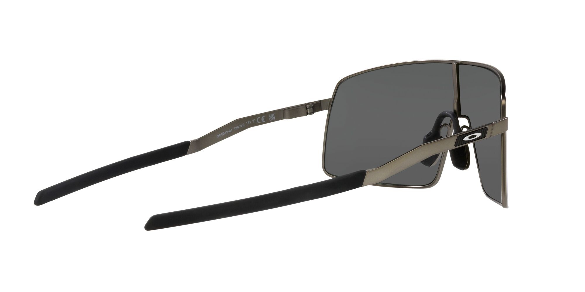 Occhiali da sole Oakley Sutro Ti OO 6013 (601301) colore gunmetal opaco forma mask lenti prizm black