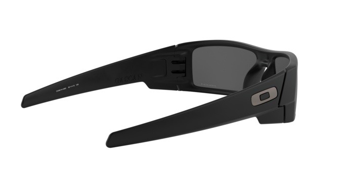 Sonnenbrillen Oakley Gascan OO 9014 (901443) farbe matte black form rechteckig gläser prizm black