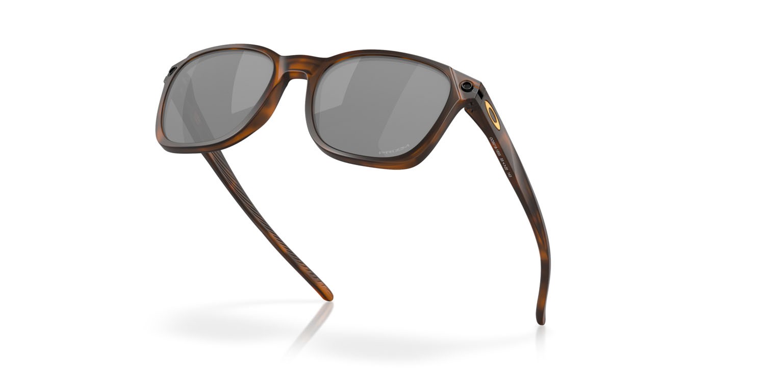 Sonnenbrillen Oakley Ojector OO 9018 (901818) farbe marrone opaco tartarugato form rechteckig gläser prizm black
