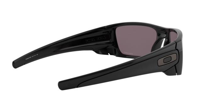 Sonnenbrillen Oakley Fuel cell OO 9096 (9096K2) farbe polished black form rechteckig gläser prizm grey