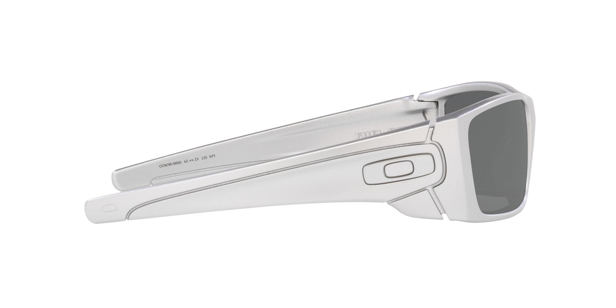 Sonnenbrillen Oakley Fuel Cell OO 9096 (9096M6) farbe x-silver form rechteckig gläser prizm black