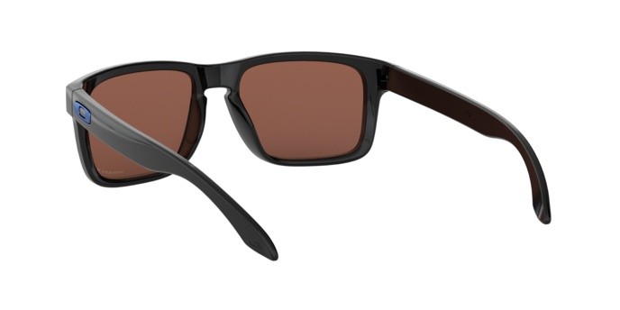 Occhiali da sole Oakley Holbrook OO 9102 (9102C1) colore polished black forma quadrato lenti prizm deep h2o polarized