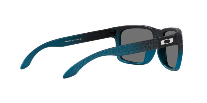 Sonnenbrillen Oakley Holbrook OO 9102 (9102X9) farbe tld blue fade form quadratisch gläser prizm black